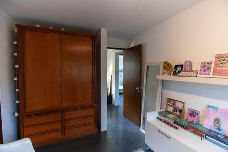 Casa de condomínio à venda com 392m², 4 quartos e 4 vagas Casa de condomínio à venda com 392m², 4 quartos e 4 vagasSuíte 1