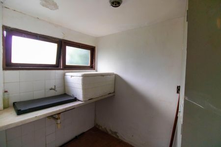 Casa de condomínio à venda com 392m², 4 quartos e 4 vagas Casa de condomínio à venda com 392m², 4 quartos e 4 vagasSuíte Externa