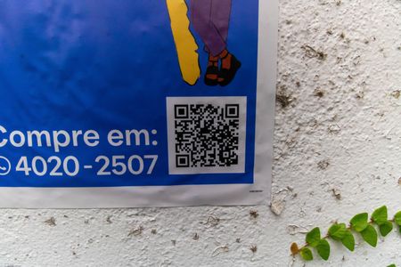 Casa de condomínio à venda com 392m², 4 quartos e 4 vagas Casa de condomínio à venda com 392m², 4 quartos e 4 vagasPlaquinha