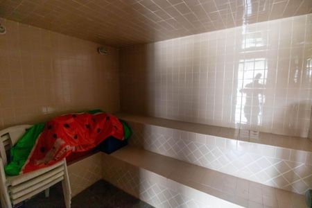 Casa de condomínio à venda com 392m², 4 quartos e 4 vagas Casa de condomínio à venda com 392m², 4 quartos e 4 vagasSauna