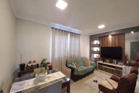 Apartamento à venda com 76m², 3 quartos e 1 vaga Apartamento à venda com 76m², 3 quartos e 1 vagaSala