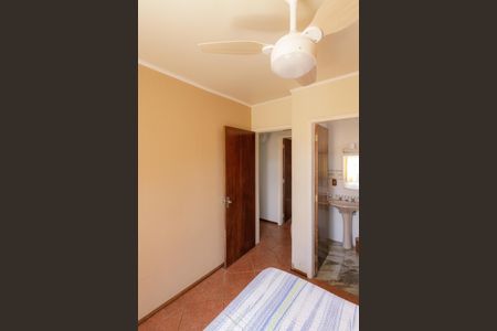 Casa para alugar com 130m², 2 quartos e 3 vagas Casa para alugar com 130m², 2 quartos e 3 vagasQuarto Suíte