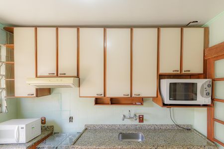 Casa para alugar com 130m², 2 quartos e 3 vagas Casa para alugar com 130m², 2 quartos e 3 vagasCozinha