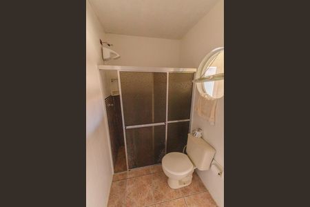 Casa para alugar com 130m², 2 quartos e 3 vagas Casa para alugar com 130m², 2 quartos e 3 vagasBanheiro de serviço