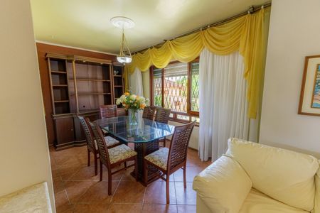 Casa para alugar com 130m², 2 quartos e 3 vagas Casa para alugar com 130m², 2 quartos e 3 vagasSala de Jantar