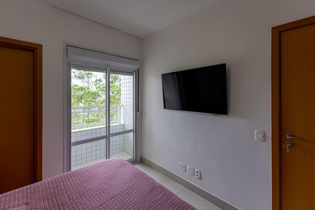 Apartamento para alugar com 75m², 2 quartos e 2 vagas Apartamento para alugar com 75m², 2 quartos e 2 vagasSuíte