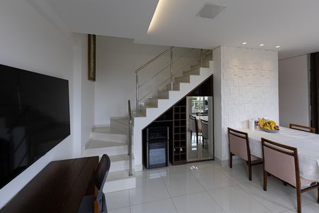 Apartamento para alugar com 75m², 2 quartos e 2 vagas Apartamento para alugar com 75m², 2 quartos e 2 vagasSala