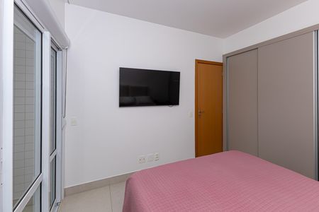 Apartamento para alugar com 75m², 2 quartos e 2 vagas Apartamento para alugar com 75m², 2 quartos e 2 vagasSuíte