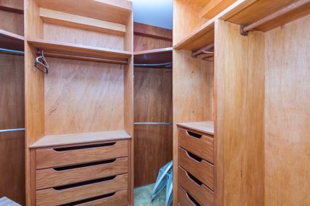 Apartamento à venda com 270m², 3 quartos e 5 vagas Apartamento à venda com 270m², 3 quartos e 5 vagasCloset da Suíte 1