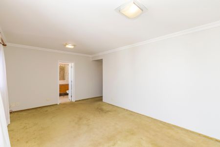 Apartamento à venda com 270m², 3 quartos e 5 vagas Apartamento à venda com 270m², 3 quartos e 5 vagasSuíte 1