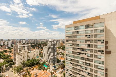 Apartamento à venda com 270m², 3 quartos e 5 vagas Apartamento à venda com 270m², 3 quartos e 5 vagasVista da Suíte 2