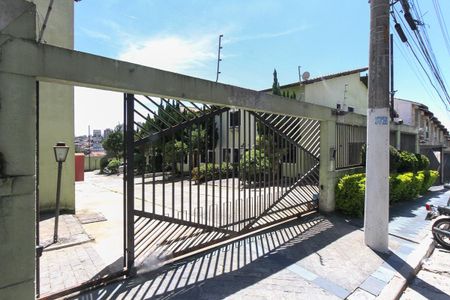 Casa de condomínio à venda com 80m², 2 quartos e 1 vagaFachada