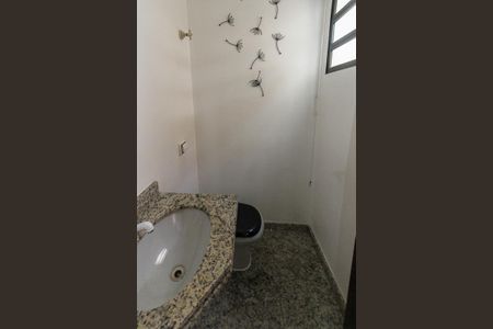 Casa de condomínio à venda com 80m², 2 quartos e 1 vagaLavabo