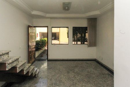Casa de condomínio à venda com 80m², 2 quartos e 1 vagaSala