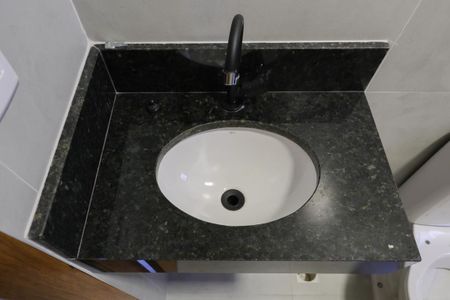 Apartamento para alugar com 51m², 2 quartos e sem vagaBanheiro