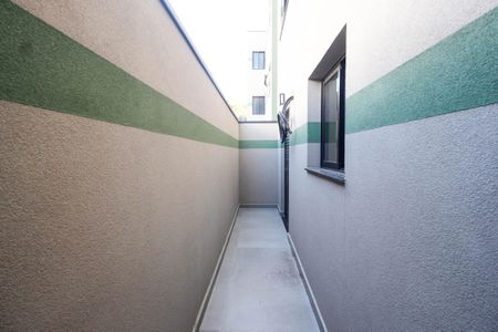 Corredor de apartamento para alugar com 1 quarto, 37m² em Carandiru, São Paulo