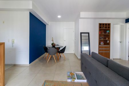 Apartamento à venda com 69m², 1 quarto e 1 vaga Apartamento à venda com 69m², 1 quarto e 1 vagaSala