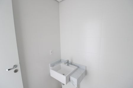 Apartamento à venda com 106m², 2 quartos e 1 vagaQuarto 2 - Banheiro