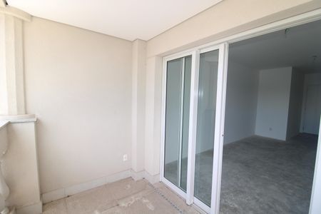 Apartamento à venda com 106m², 2 quartos e 1 vagaSala - Varanda