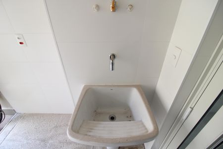 Apartamento à venda com 106m², 2 quartos e 1 vagaÁrea de Serviço