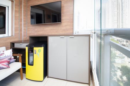 Apartamento à venda com 93m², 2 quartos e 2 vagasVaranda