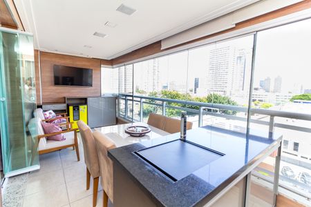 Apartamento à venda com 93m², 2 quartos e 2 vagasVaranda