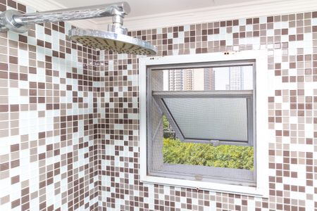 Apartamento à venda com 93m², 2 quartos e 2 vagasBanheiro da Suíte