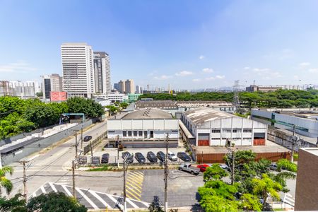 Apartamento à venda com 93m², 2 quartos e 2 vagasVaranda