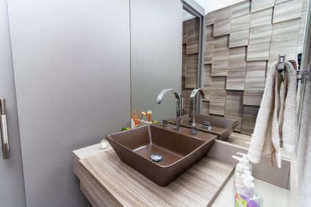 Apartamento à venda com 93m², 2 quartos e 2 vagasLavabo