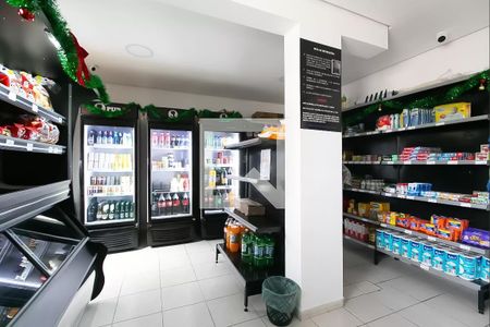 Apartamento para alugar com 48m², 2 quartos e 1 vagaMini Mercado