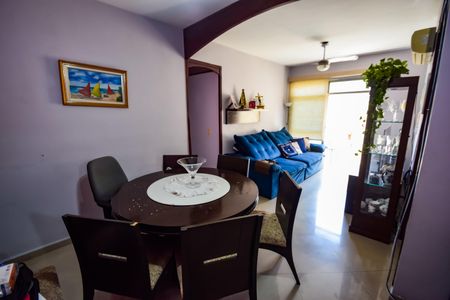 Apartamento à venda com 80m², 2 quartos e 1 vagaSala