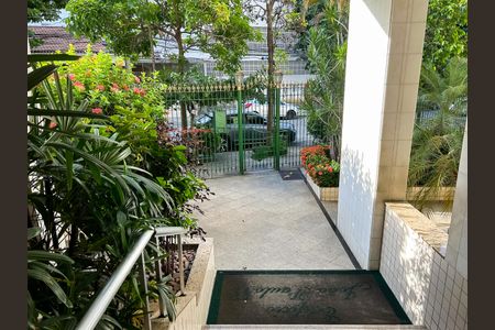 Apartamento à venda com 80m², 2 quartos e 1 vagaÁrea comum