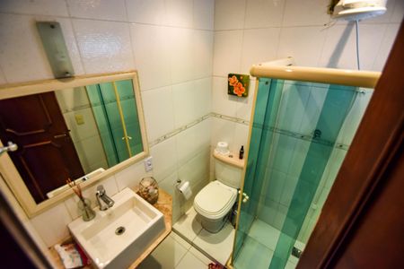 Apartamento à venda com 80m², 2 quartos e 1 vagaBanheiro Social