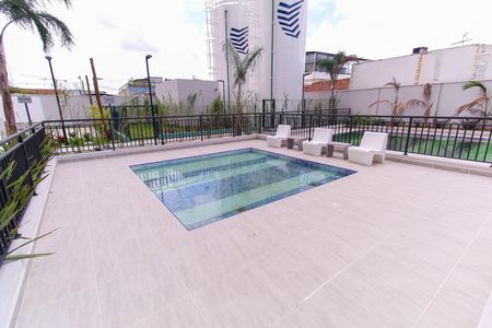 Apartamento para alugar com 40m², 2 quartos e sem vaga Apartamento para alugar com 40m², 2 quartos e sem vagaÁrea comum - Piscina