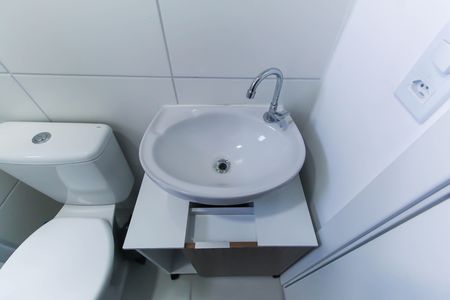 Apartamento para alugar com 40m², 2 quartos e sem vaga Apartamento para alugar com 40m², 2 quartos e sem vagaBanheiro