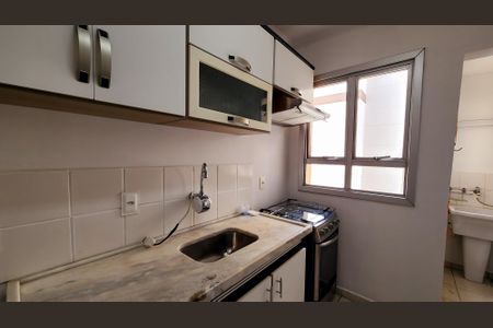 Apartamento à venda com 68m², 3 quartos e 2 vagas Apartamento à venda com 68m², 3 quartos e 2 vagasCozinha e Área de Serviço