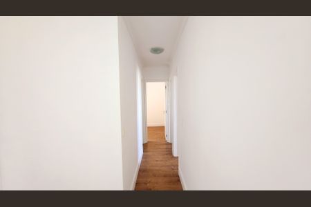 Apartamento à venda com 68m², 3 quartos e 2 vagas Apartamento à venda com 68m², 3 quartos e 2 vagasCorredor