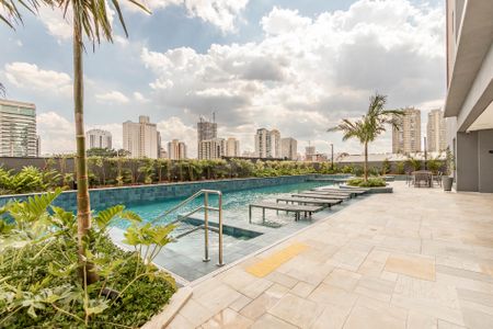 Apartamento para alugar com 38m², 1 quarto e 1 vagaPiscina