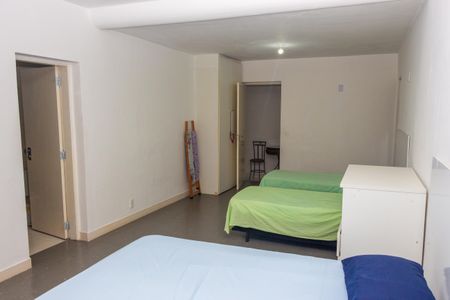 Casa à venda com 560m², 6 quartos e 2 vagas Casa à venda com 560m², 6 quartos e 2 vagasCasa 2 - Suíte 2