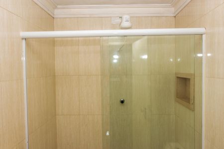 Casa à venda com 560m², 6 quartos e 2 vagas Casa à venda com 560m², 6 quartos e 2 vagasCasa 2 - Banheiro da Suíte 2