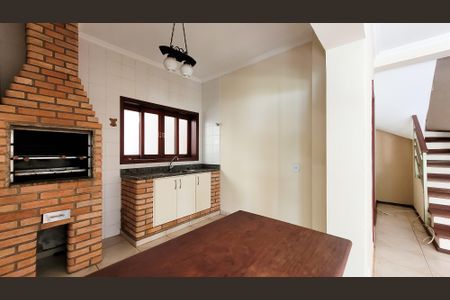 Casa de condomínio para alugar com 350m², 7 quartos e 4 vagasÁrea gourmet - Churrasqueira