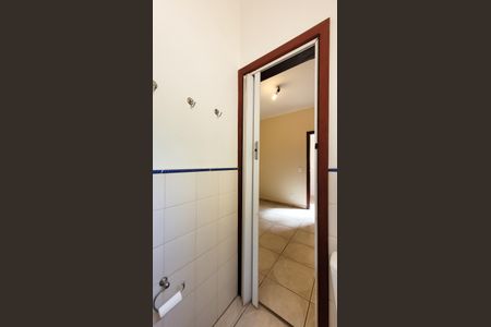 Casa de condomínio para alugar com 350m², 7 quartos e 4 vagasBanheiro de serviço