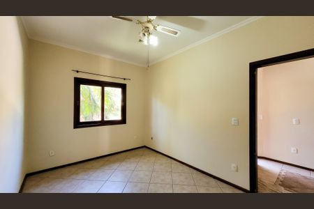 Casa de condomínio para alugar com 350m², 7 quartos e 4 vagasEscritório/Quarto