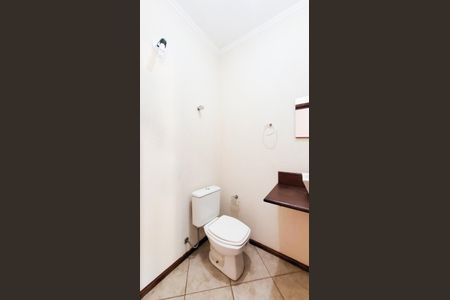 Casa de condomínio para alugar com 350m², 7 quartos e 4 vagasLavabo