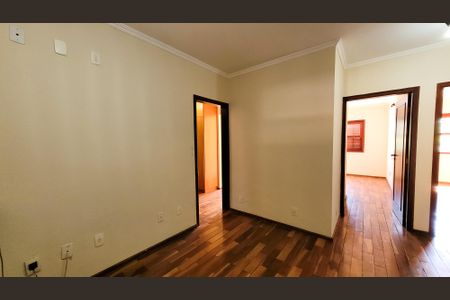 Casa de condomínio para alugar com 350m², 7 quartos e 4 vagasHall das Suites