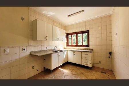 Casa de condomínio para alugar com 350m², 7 quartos e 4 vagasCozinha