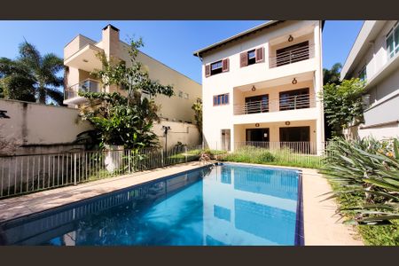 Casa de condomínio para alugar com 350m², 7 quartos e 4 vagasPiscina