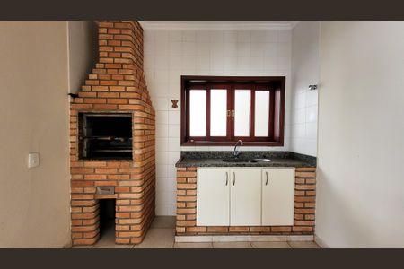 Casa de condomínio para alugar com 350m², 7 quartos e 4 vagasÁrea gourmet - Churrasqueira