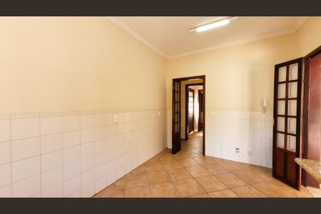 Casa de condomínio para alugar com 350m², 7 quartos e 4 vagasCozinha