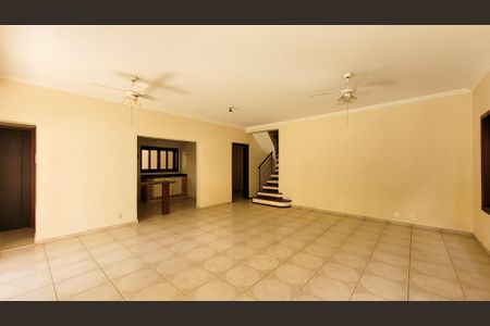 Casa de condomínio para alugar com 350m², 7 quartos e 4 vagasÁrea gourmet